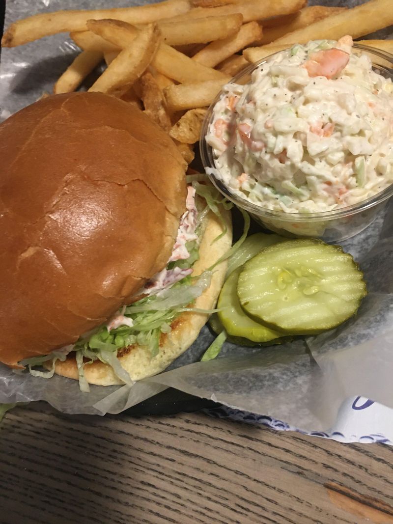 New Hampshire – Petey’s Summertime Seafood (Rye)