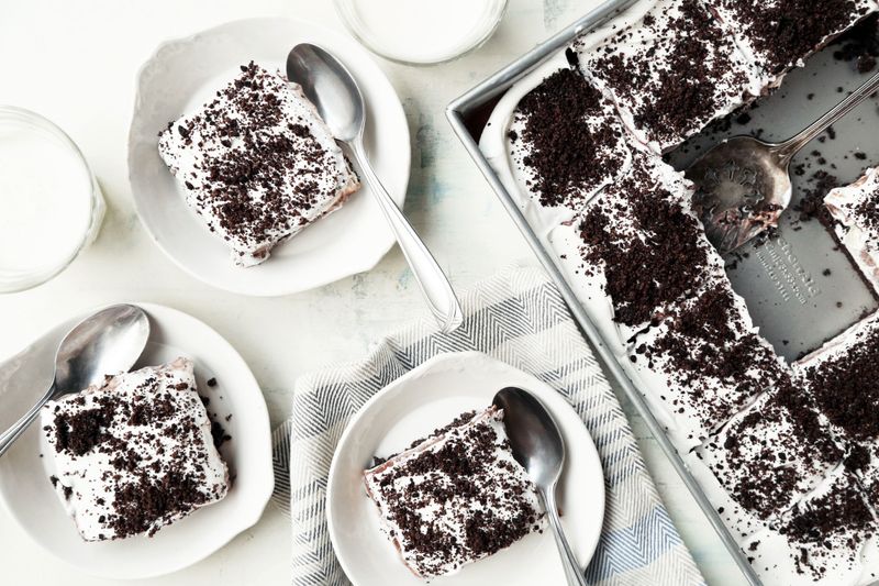 Oreo Poke Cake