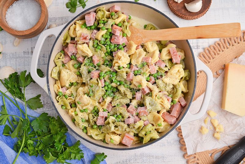 Tortellini Alfredo with Ham and Peas