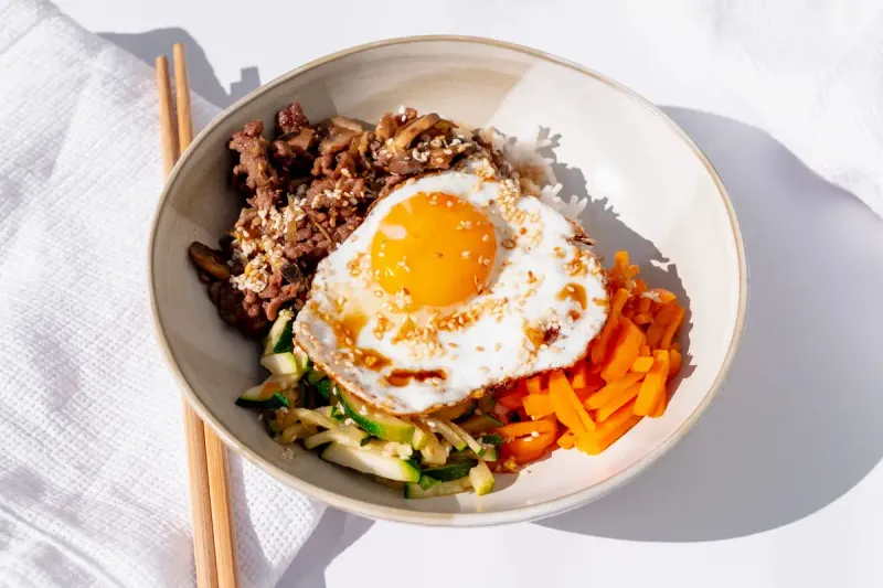 Bibimbap: Korea's Colorful Rice Bowl Delight
