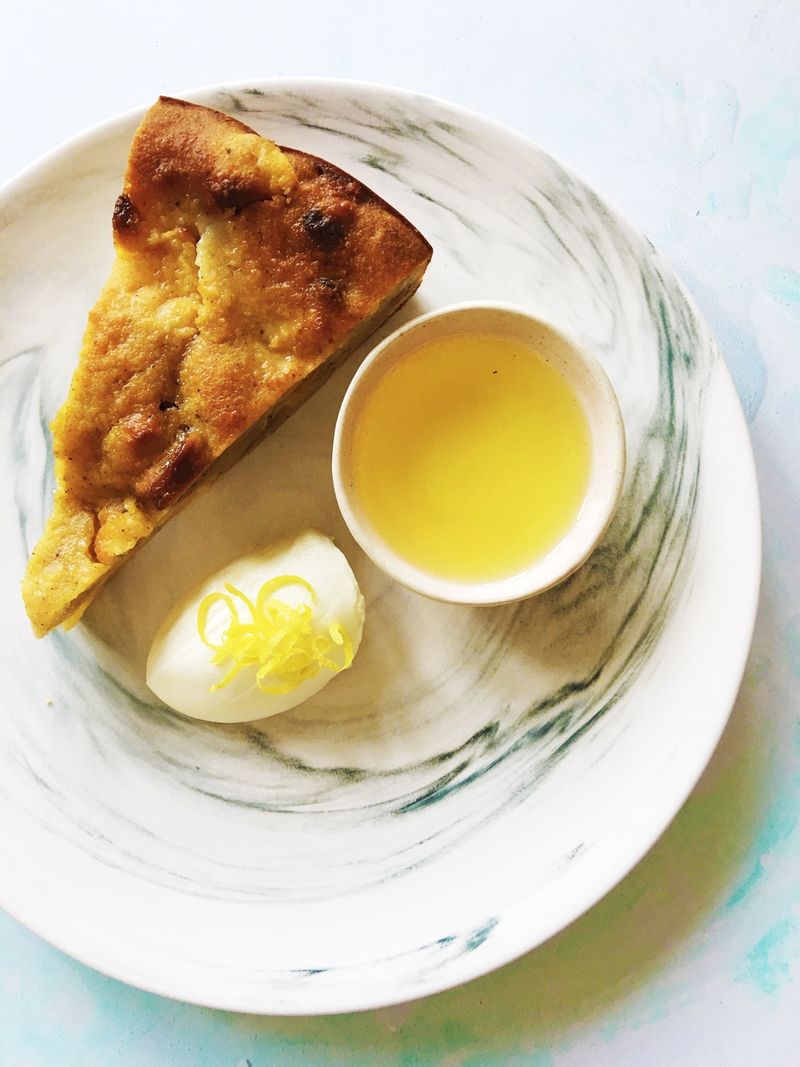 Honey Fig Polenta Cake