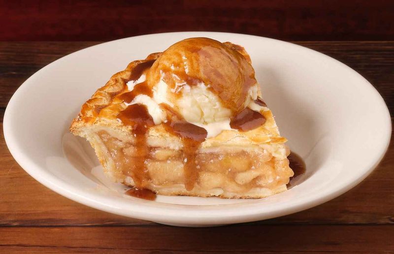 Apple Pie with Ice Cream