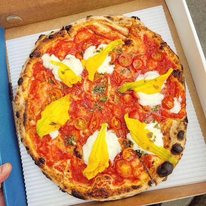 Pizzana - Los Angeles' Neapolitan Gem