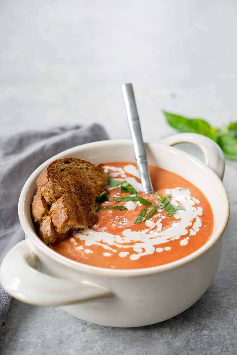 Rich Tomato Basil Soup