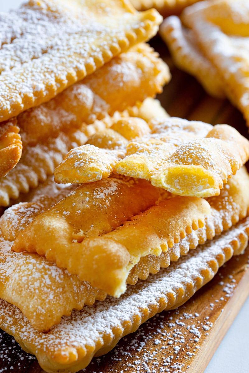 Chiacchiere – Carnival's Crispy Fried Ribbons
