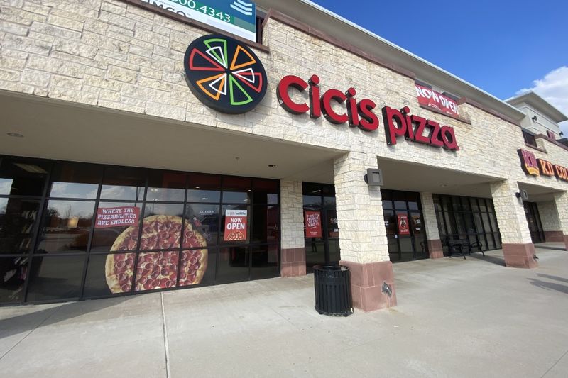 Cicis Pizza