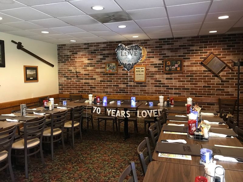 Hoss's Family Steak & Sea