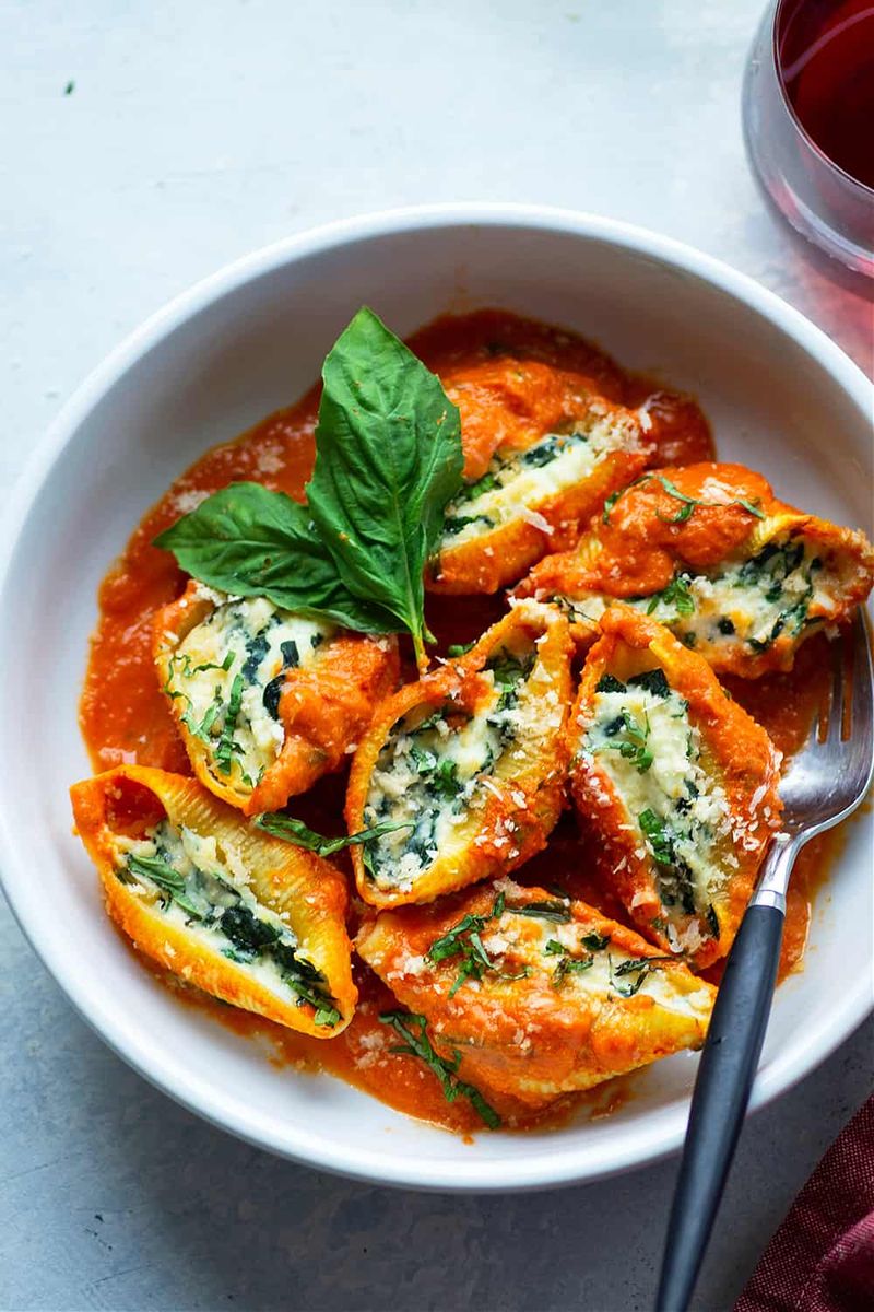 Spinach & Ricotta Stuffed Shells
