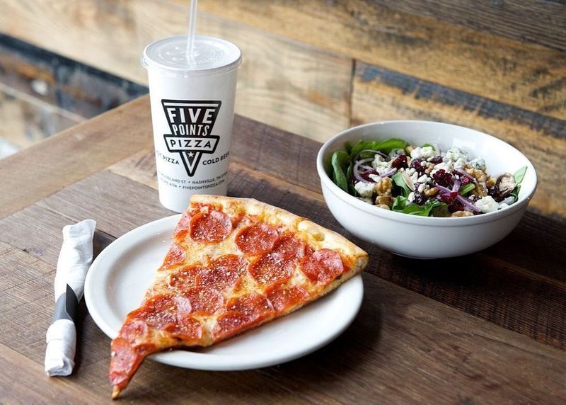 Tennessee: Five Points Pizza