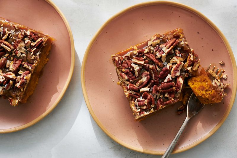 Pumpkin Maple Pecan Cake