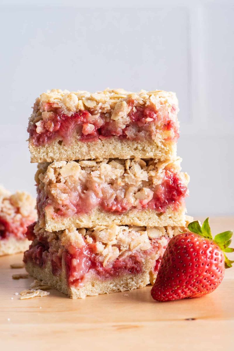 Strawberry Oat Bars