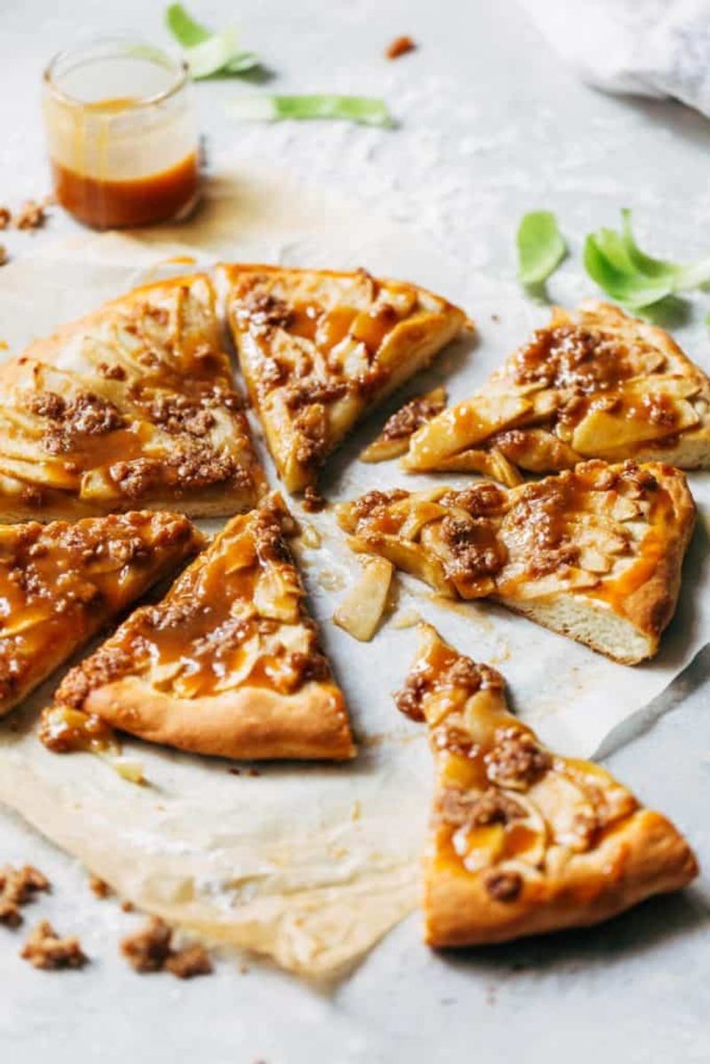Apple Dessert Pizza