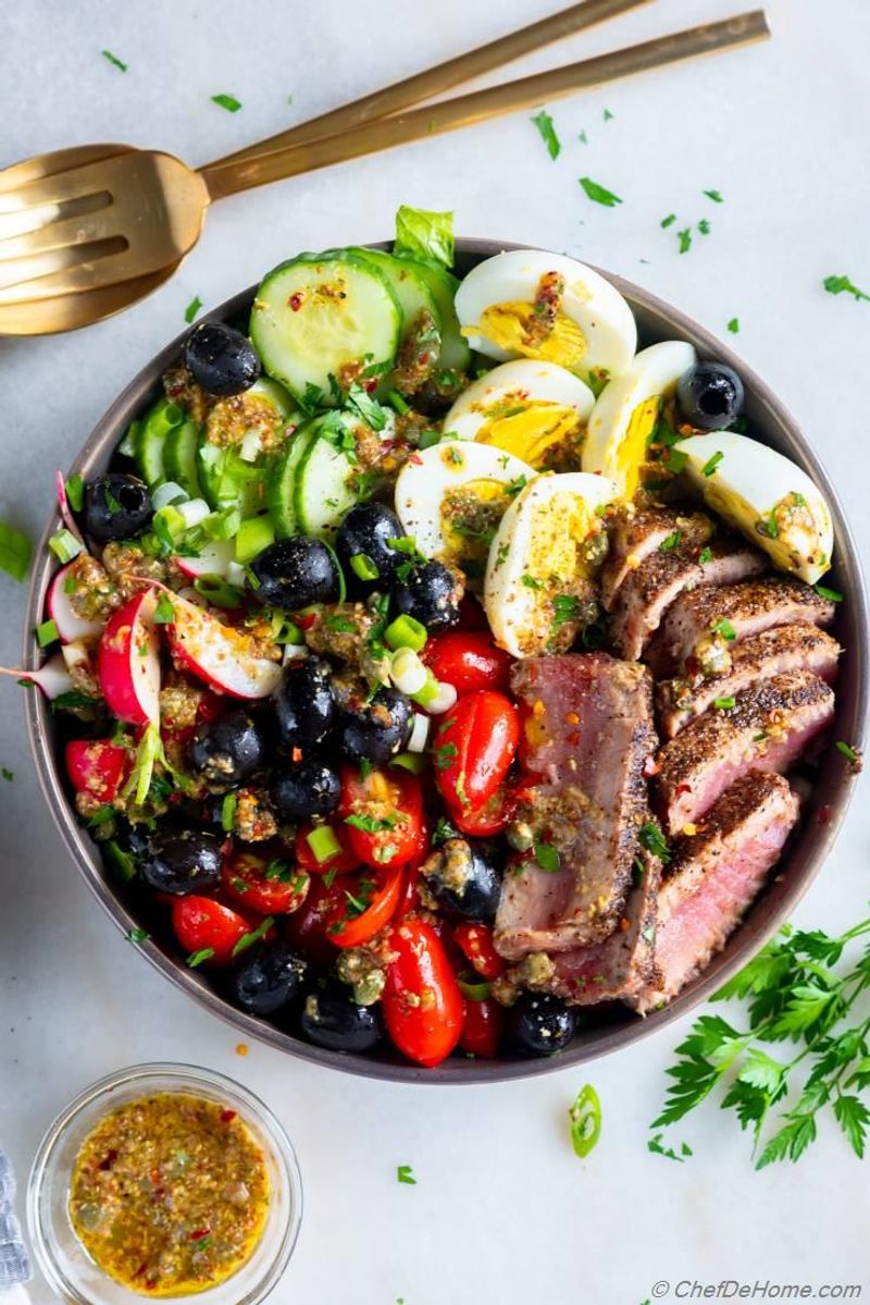 Tuna Niçoise Salad (Sans Potatoes)