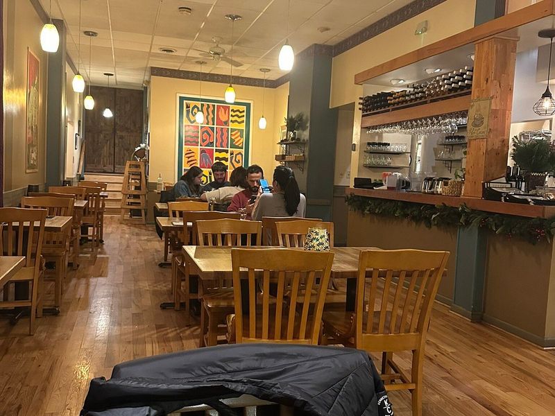 Avery’s Maryland Grille (Frederick)