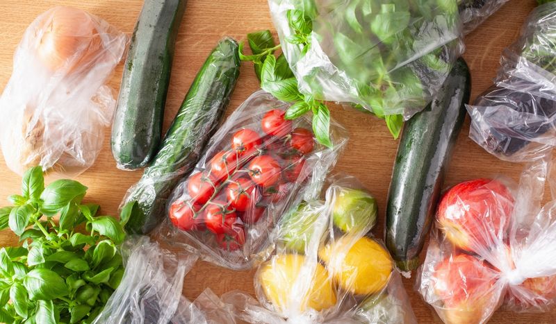 Fruits and vegetables (e.g., apples, carrots, lettuce)