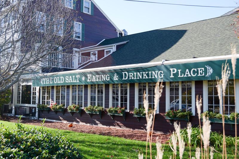 The Old Salt (Hampton)