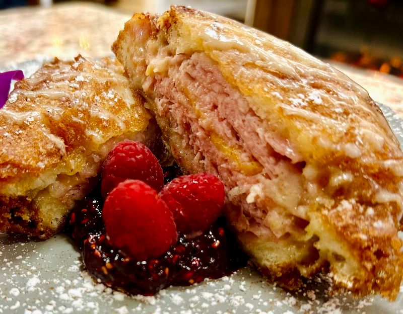 The Monte Cristo - Deep-Fried Disappointment
