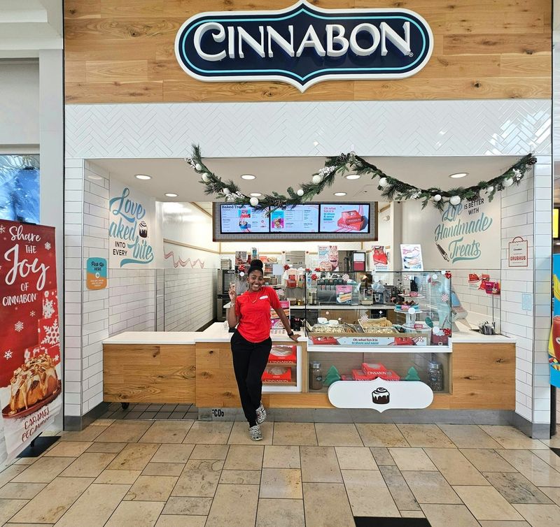 Cinnabon