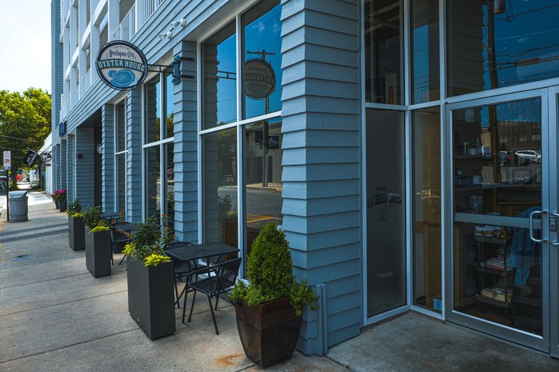 Henlopen City Oyster House (Rehoboth Beach)