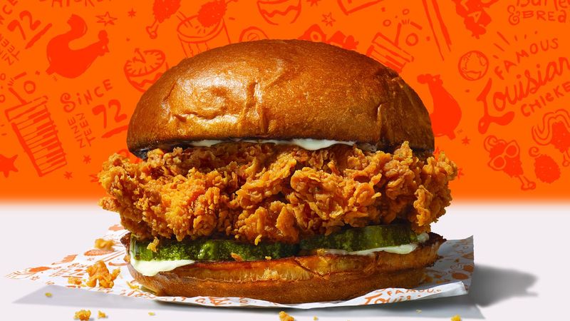 Nashville Hot Chicken Sandwich – Popeyes