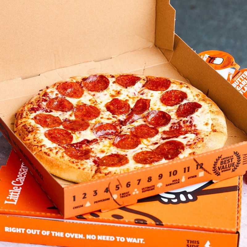 Classic Pepperoni Pizza - A Reliable Crowd-Pleaser