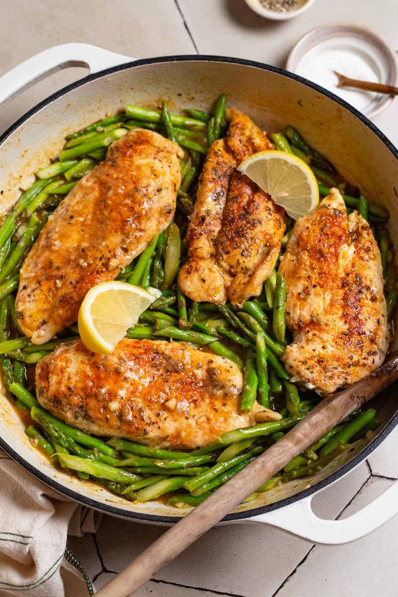 Herb-Crusted Chicken Breast with Asparagus