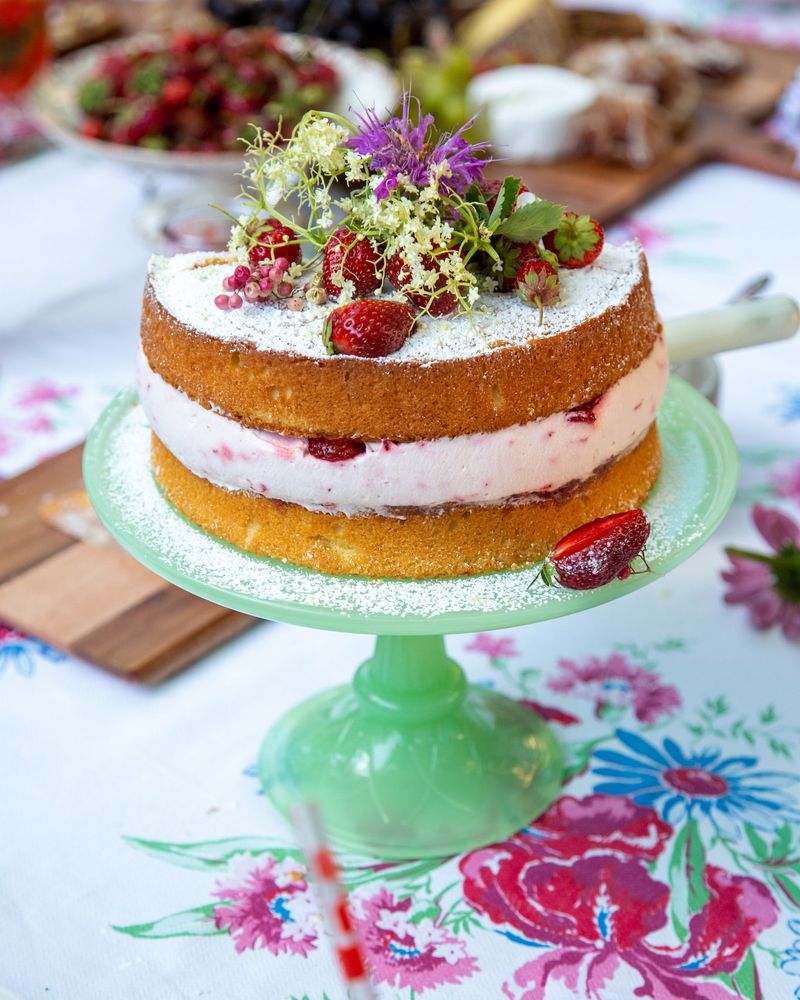 Victoria Sponge Cake