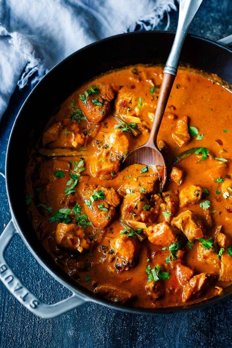 Butter Chicken: Creamy Tomato-Based Curry That Melts Hearts
