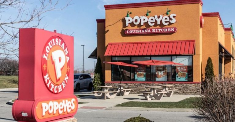 We Ranked 7 Fast-Food Chains by Just One Thing—Their Crispy Fried Chicken