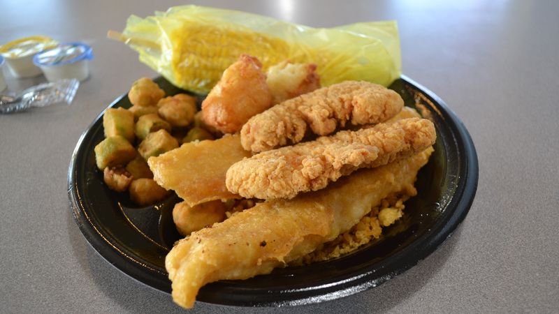 Clam Strips Basket – Captain D’s