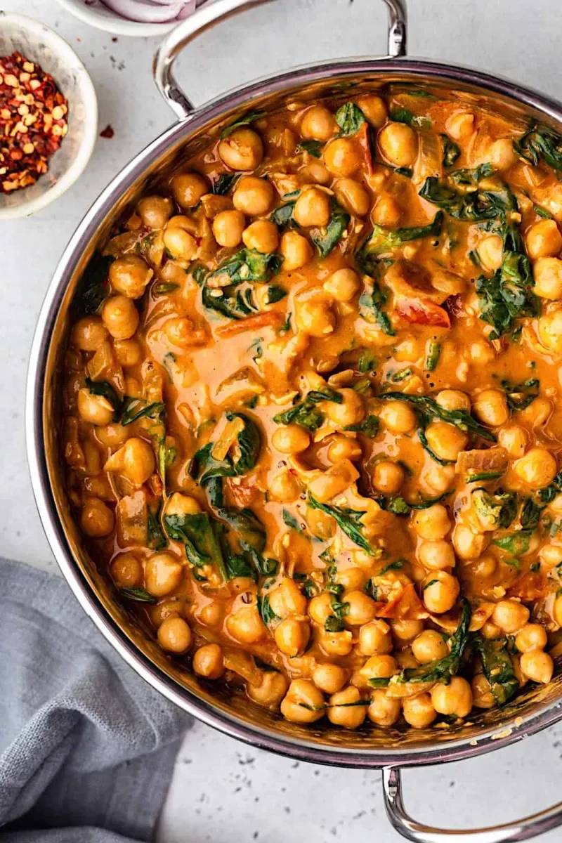 Thursday: Chickpea & Spinach Coconut Curry