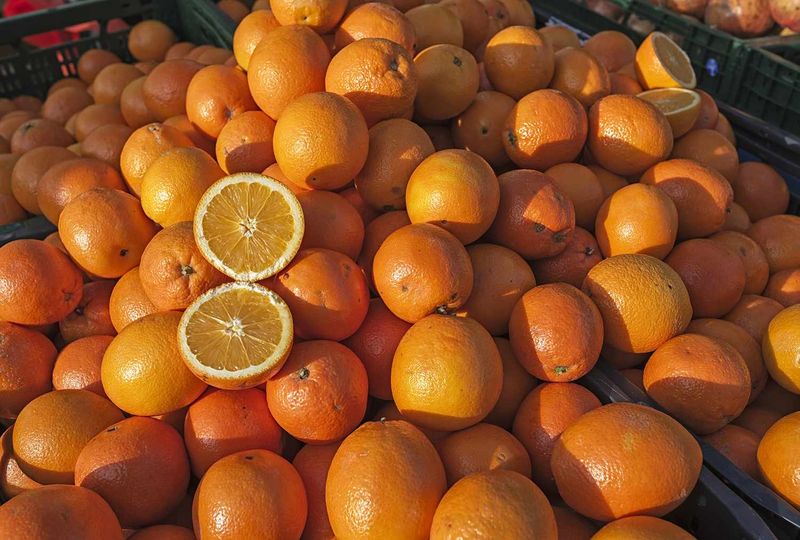 Oranges