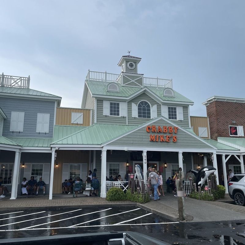 Crabby Mike’s (Surfside Beach)