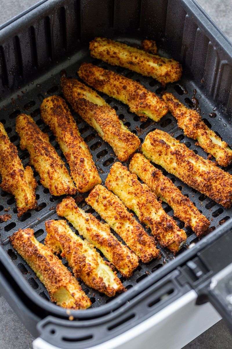 Air Fryer Zucchini Fries