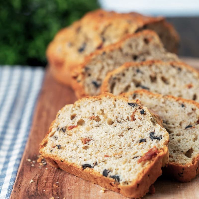 Sun-Dried Tomato and Olive Loaf