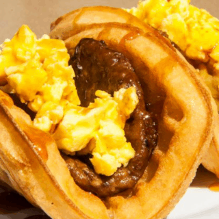13 Ridiculous Fast Food Gimmicks That Could Only Happen in America