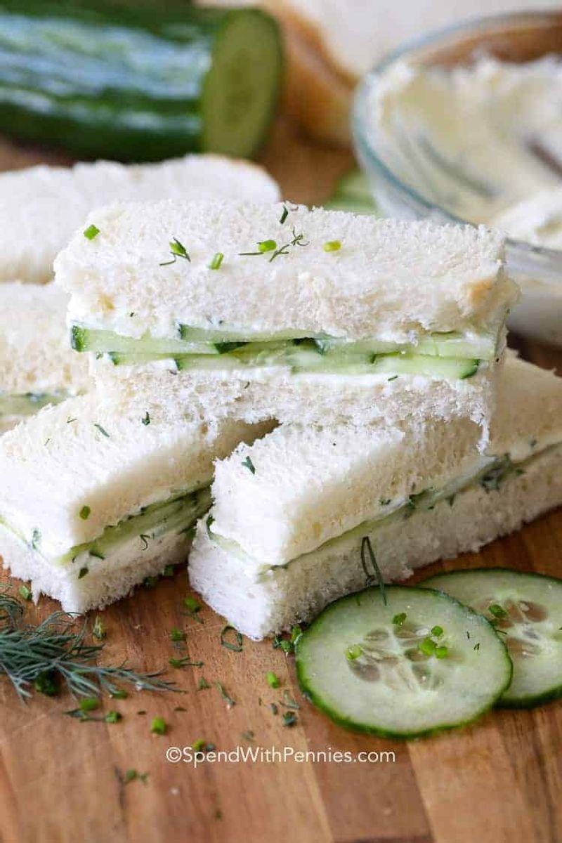 Cucumber-Spinach Sandwich