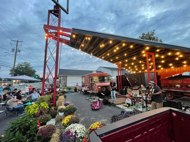 Delaware – Uncle John’s BBQ Stand (Claymont)