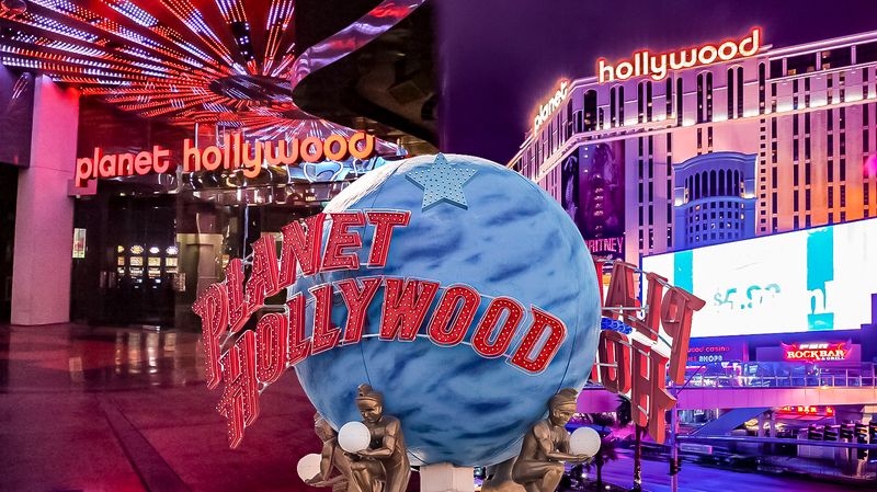 Planet Hollywood: Where Stars and Burgers Collided