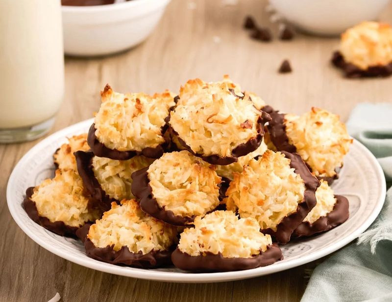 Golden Coconut Macaroons