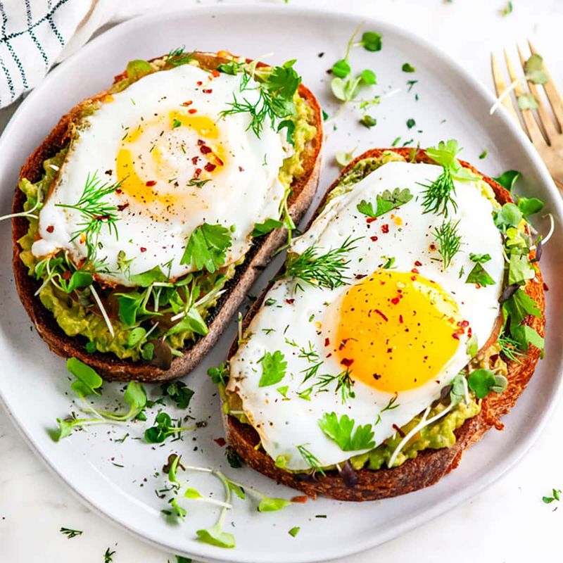 Avocado-Egg Toast