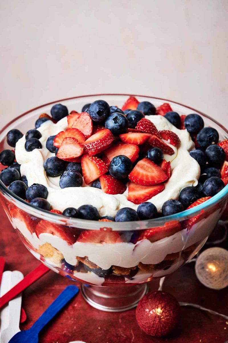 No-Bake Berry Trifle
