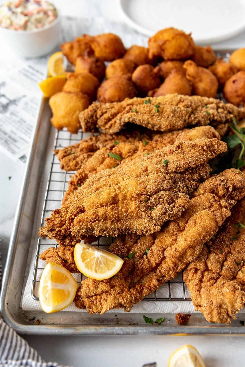 Arkansas – Fried Catfish with Hush Puppies