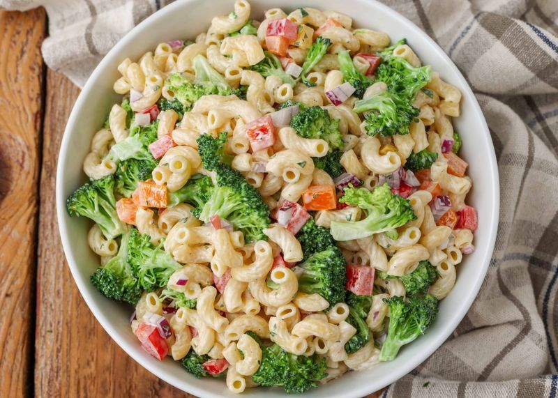 Broccoli Cheddar Pasta Salad