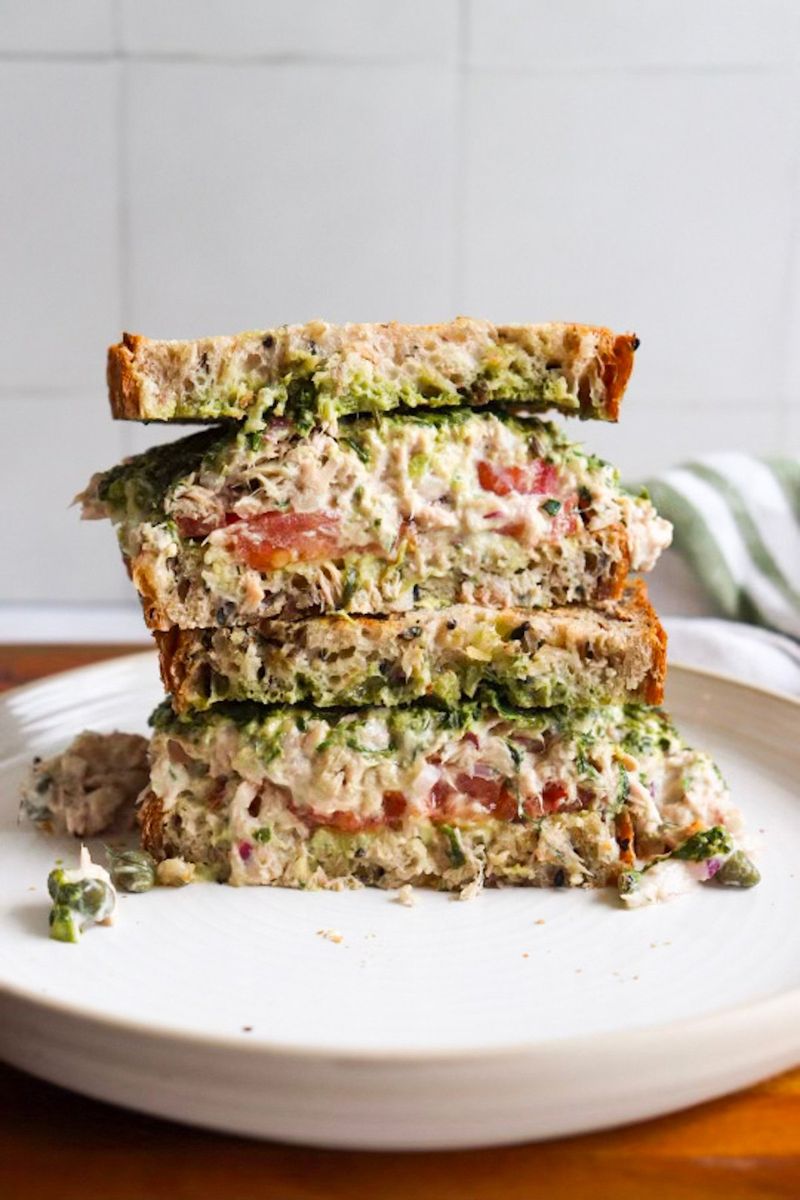 Spicy Tuna Avocado Smash