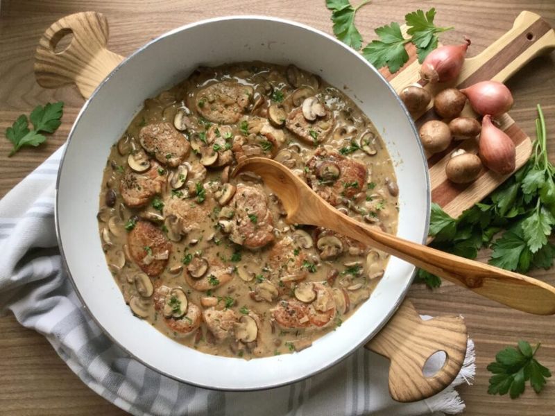 Pork Loin Medallions with Mushroom Sauce