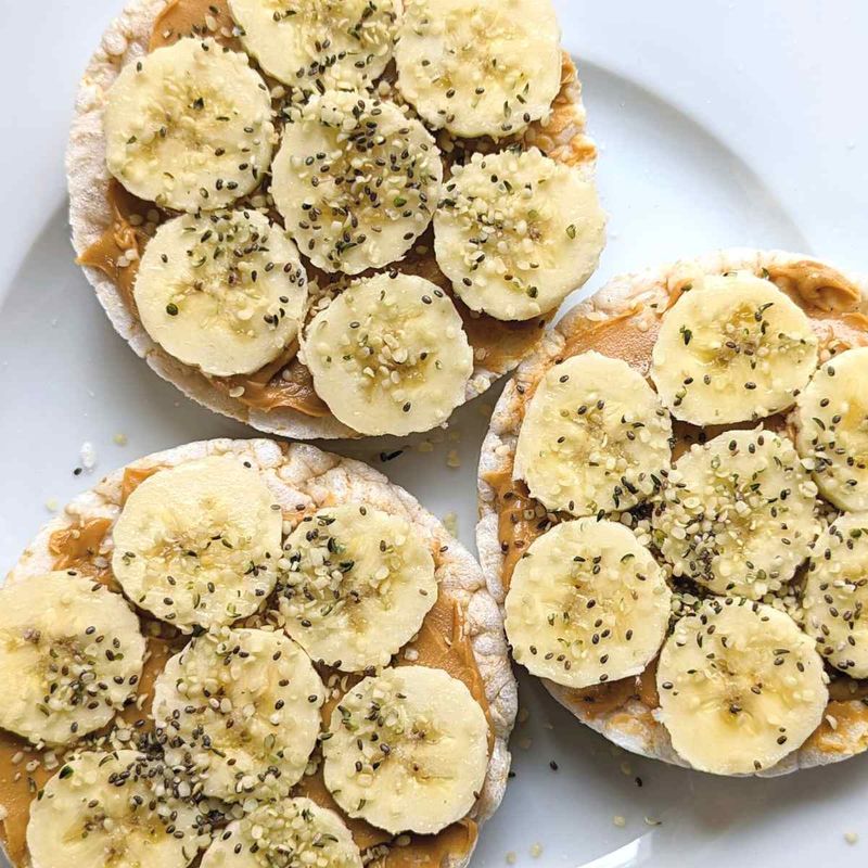 Rice Cakes With Mashed Banana