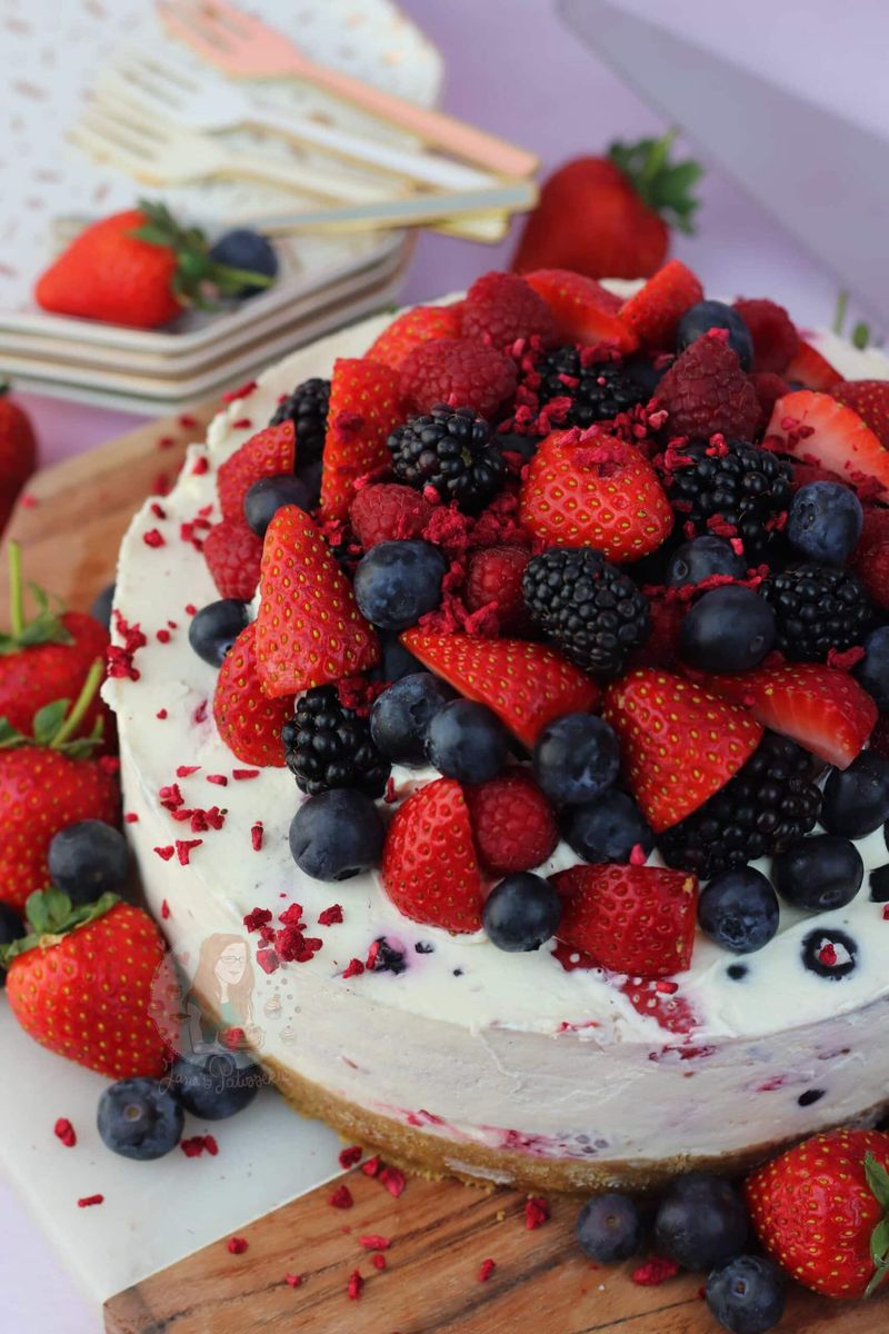 Summer Berry Cheesecake