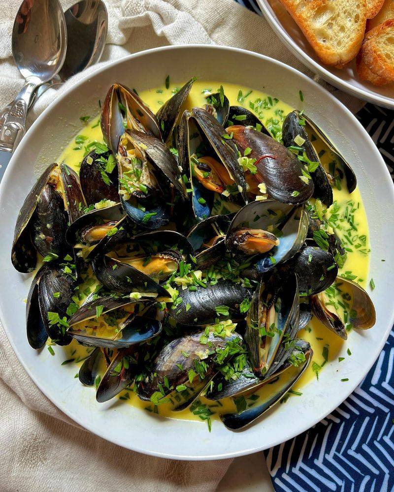Better Pick: Mussels in White Wine