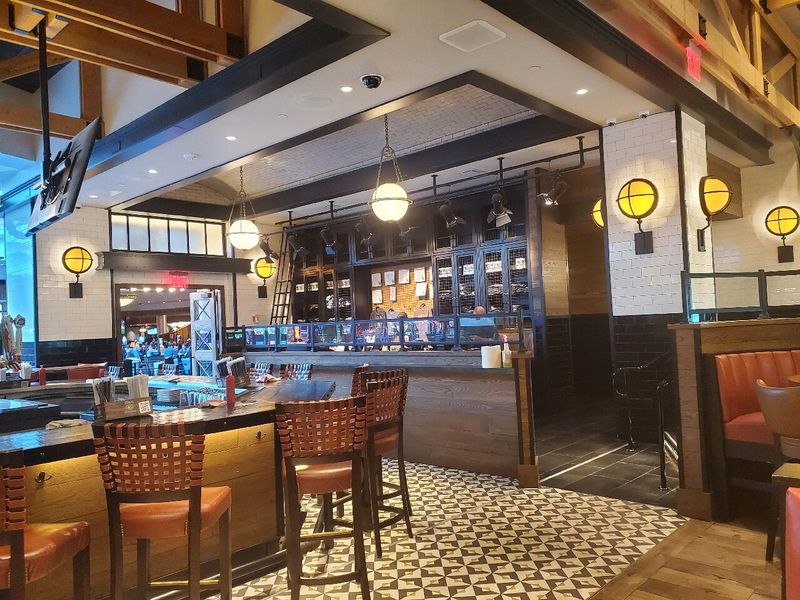 Guy's American Kitchen & Bar – Guy Fieri's Flavortown Experience